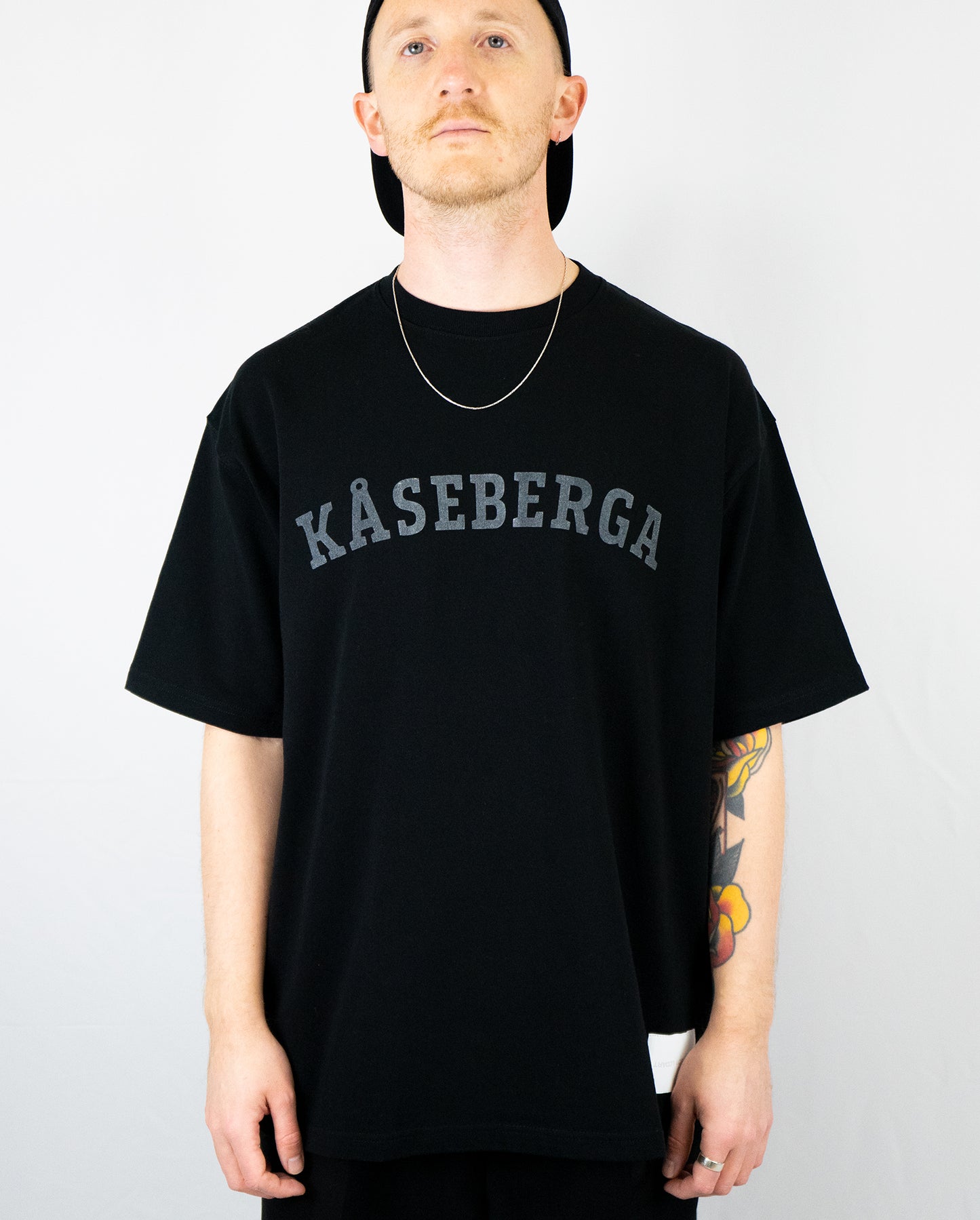 KÅSEBERGA TEE BLACK