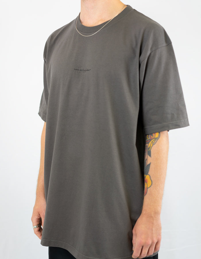 LOGO PRINT & EMBROIDERY  "LaF" TEE CHARCOAL