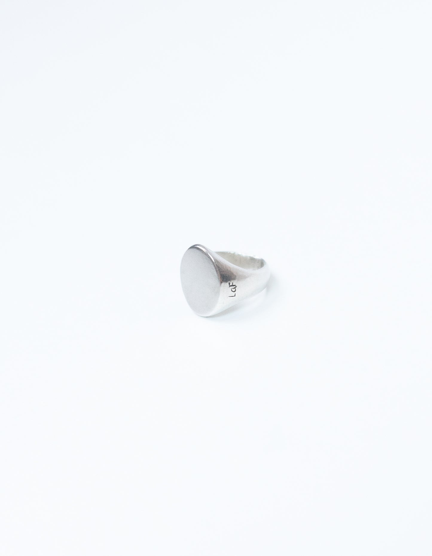 OVAL SIGNET PINKY RING